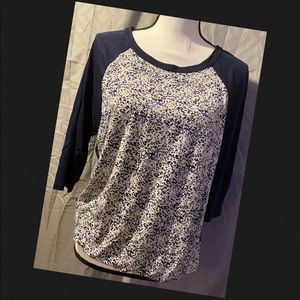 Ladies LOFT size M top